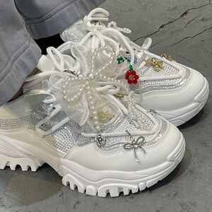 Women’s Lace Detail Casual Sneakers  Elegant Ribbon Lace-Up with Memory Form